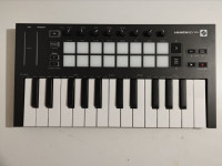 Novation Launchkey Mini MK3 nekorišteno