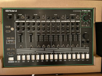 Roland tr8