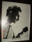 fotografija i potpis  poznatog pjevača iz 60 -tih Dragan Toković