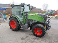 Fendt 210 F Vario Vinogradarski traktor