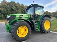 JOHN DEERE 6150-R SA KOMPRESOROM TVORNIČKO STANJE