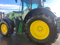 TRAKTOR JOHN DEERE 6155 M