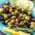 Prodaja  maslinovog ulja, berba 2023,-selling of homemade olive 15€