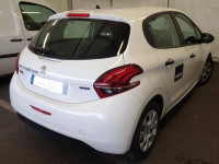 Polica Prtljaznika Daska Gepeka Peugeot 208