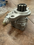 Servo pumpa Toyota Hilux 2.5d D4D 2005-