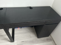 Radni stol (IKEA MICKE) - 105x50 cm crno-smeđa