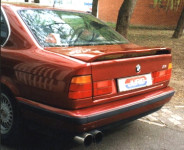 BMW  E34 SPOJLERI