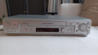 Sony SLV-SE830 - vhs video rekorder - stereo 6 glava