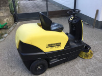 Stroj za metenje Karcher Kärcher KM 100/100 R B.super stanju,..