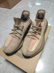 yeezy 350 v2 Sand taupe