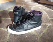 NIKE BLAZER MID - ŽENSKE BROJ 39 - KO NOVE