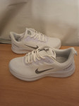 NIKE ZOOM