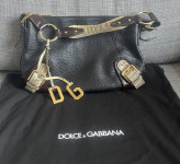 Prodajem D&G crnu torbicu