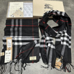 Burberry cashmere sal