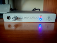 BEHRINGER FireWire® Audio Interface FCA 202 F CONTROL, očuvano.