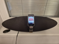 Bowers & Wilkins B&W Zeppelin Air 30 Pin Iphone Ipod 100W Aux Zvućnik