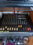 Tascam M208