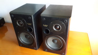 Zvučnici Onkyo 2x70W