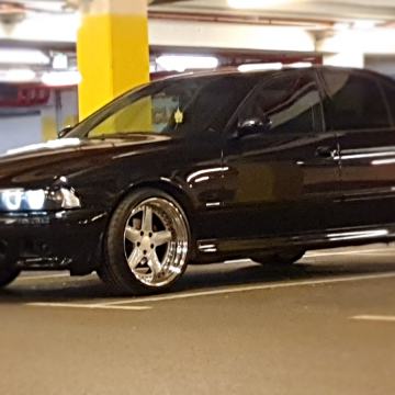 BMW serija 5 520i