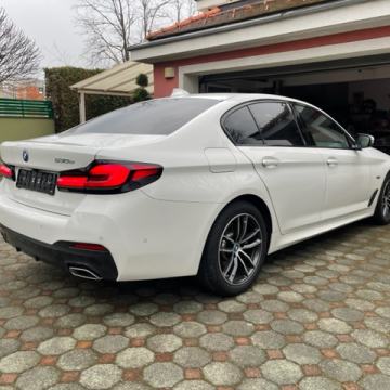 BMW MAX PRILIKA 530e M 292 KS HYBRID STRUJA Benz 2023 PROČITAJTE OPIS