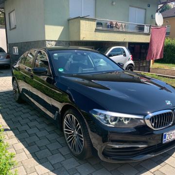 BMW serija 5 - 520d• Automatik • kao novo •