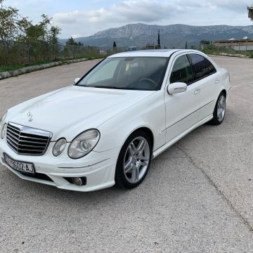 Mercedes-Benz E-klasa 500 4MATIC automatik