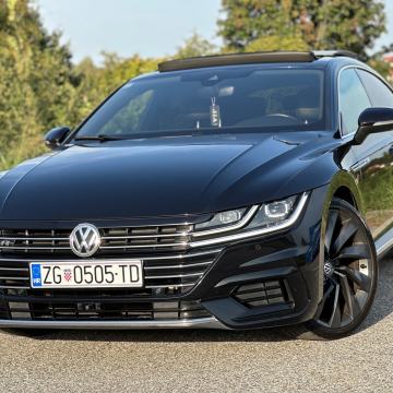 VW Arteon 2,0 TDI DSG•Panorama•Virtual•Kamere360•Alu 20”•Veliki servis