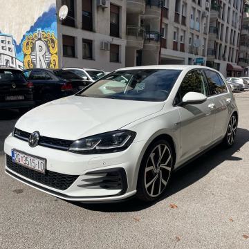 VW Golf 7,5   GTD  DSG - 24.000 €