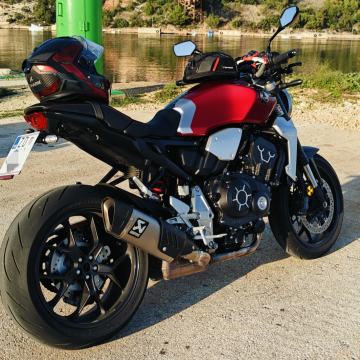 Honda CB1000R