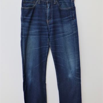 Levis 751, ravni kroj, W32 L32