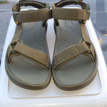 Prodajem sandale Teva Terra Fi 5 Universal 1102456 Olive, broj 44.5