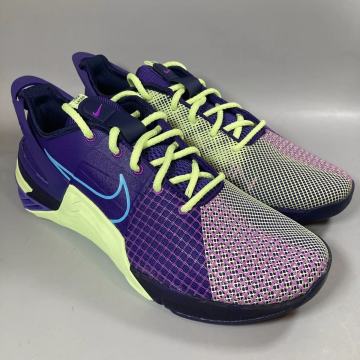 Nike Metcon 8 Flyease