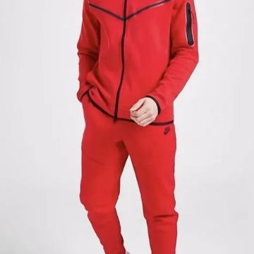 Nike tech fleece crvena L