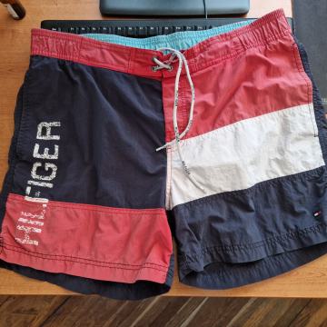 TOMMY HILFIGER