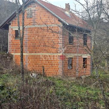 OTOČAC, kuća 80 m2, 48.000€