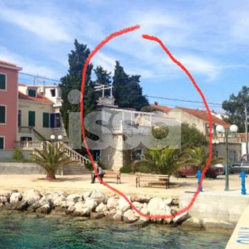 OTOK MOLAT, RESTORAN, 70m2 + 50m2 TERASA, 833€