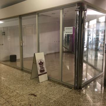 NAJAM/PRODAJA!City Galleria ,prizemlje,poslovni prostor 25 m2