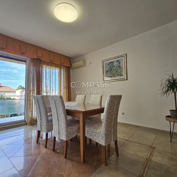 Trosoban stan, pet friendly, Bačvice Split, 140 m2