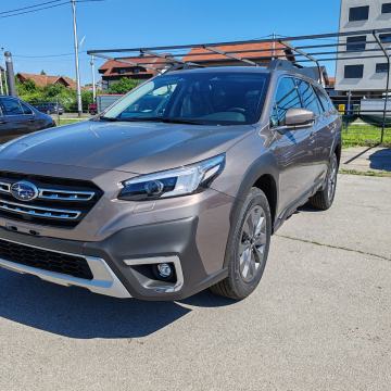 Subaru Outback 2,5i STYLE AWD LINEATRONIC