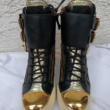 Giuseppe Zanotti ženske gležnjače EUR 37.5