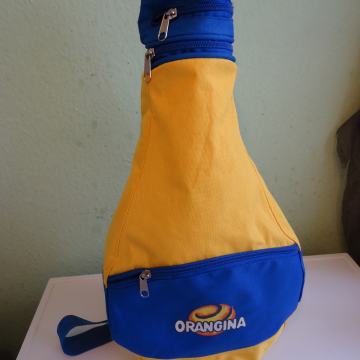 Ruksak ORANGINA , nošenje na jedno rame. Malo korišteno.