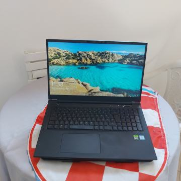 ビタミンカラーのハーモニー clevo p375sm i7 4930MX 32gb GTX980m