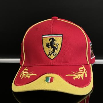 FERRARI- VISOKOKVALITETNA ŠILTERICA-UNISEX-2023  ( CRVENA )