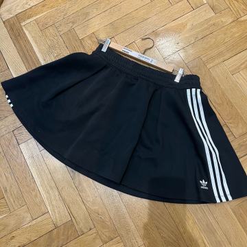 Adidas suknjica