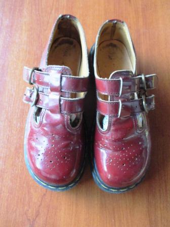 Dr Martens cipele/sandale br. 35,5 (UK 3)