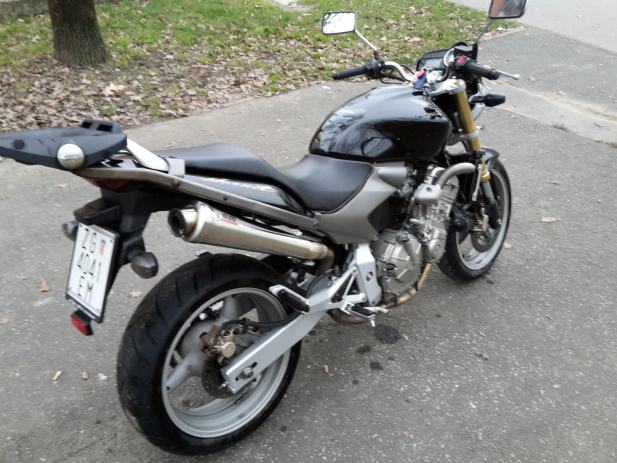 Honda Honda Hornet 600 (CB600F, PC36) 600 cm3, 2006 god.