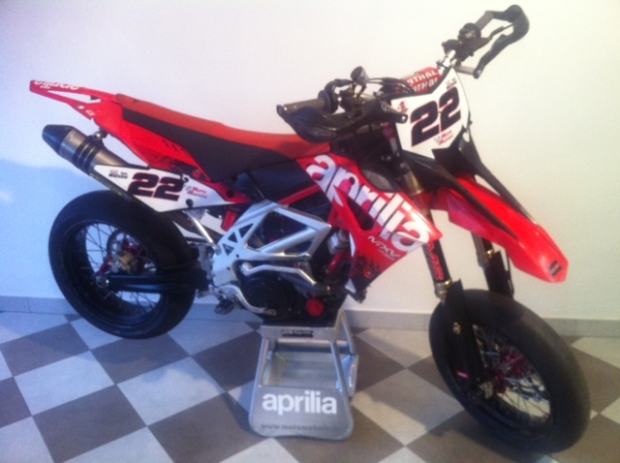 Aprilia MXV 450 SUPERMOTO 450 cm3 2013 god.