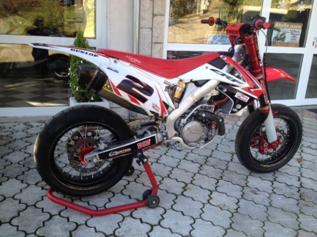  Honda  CRF  450 SUPERMOTO  2011 god 