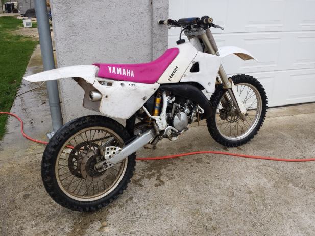 Yamaha YZ125 124 cm3 1990 god.