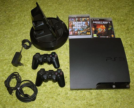 PlayStation 3 PS3 Slim + igre GTA 5 i Minecraft + Dock Station